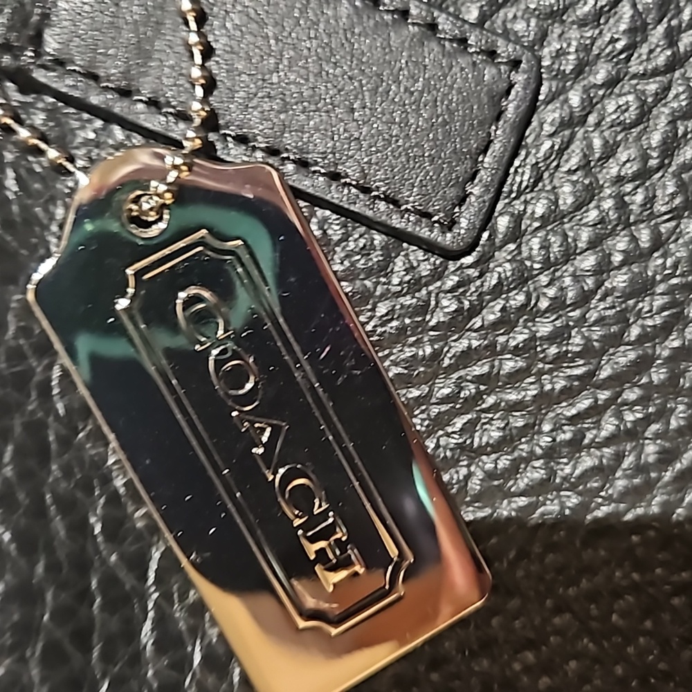 NWT Coach hadley large duffle tote - Picture 2 of 12